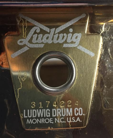 Ludwig badge dating